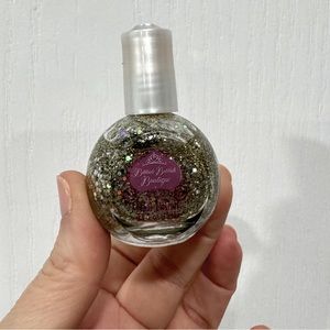 Disney Parks Bibbidi-Bobbidi-Boo, nail polish 💕